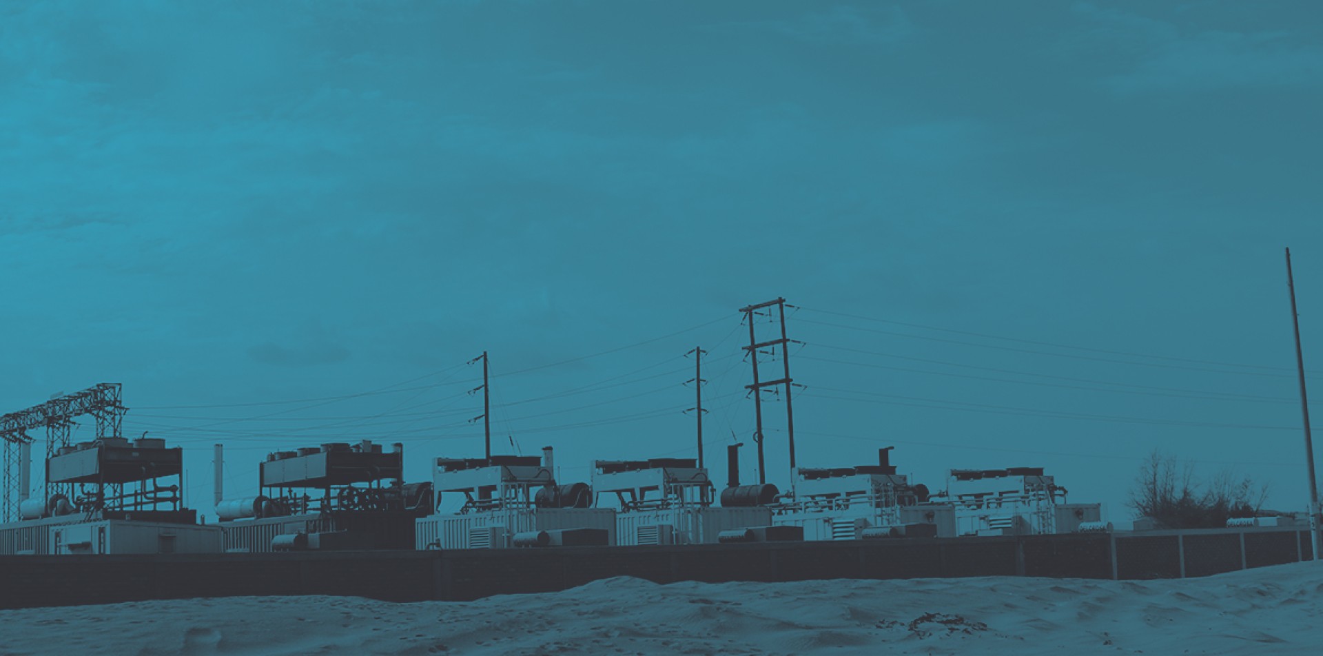 Generadores eléctricos a lo lejos con efecto de color pastel